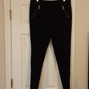 Micheal Kors, black ankle length pants Never worn, super classy.